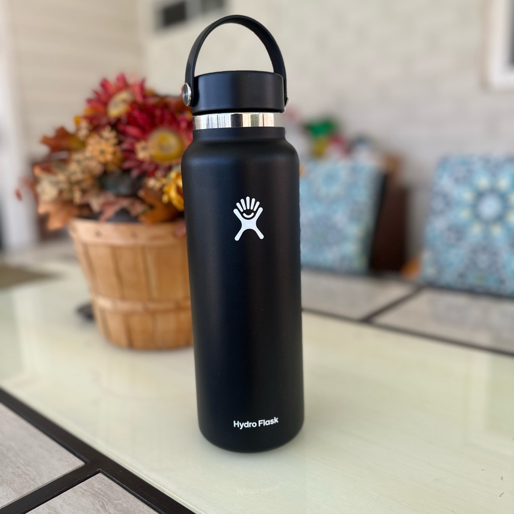 Hydro Flask Matte Black Insulated Stainless Bottle with Carry Handle